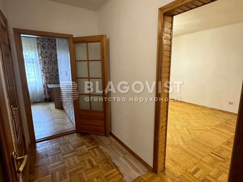 квартира за адресою Драгоманова вул., 23