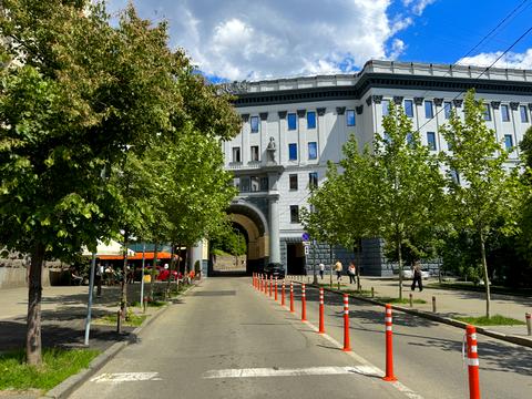 коммерческая по адресу Прорезная ул., 8
