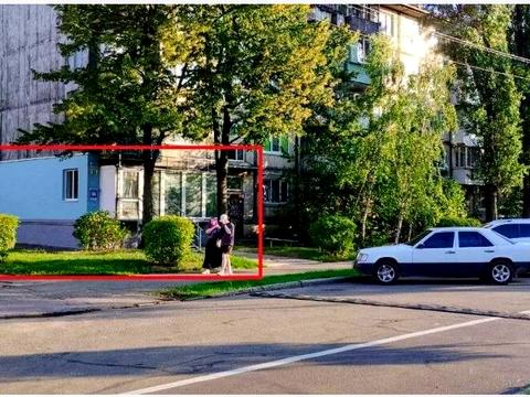 комерційна за адресою Верховної Ради бульв., 26