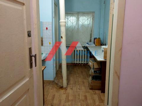комерційна за адресою Леся Курбаса просп., 18-Г
