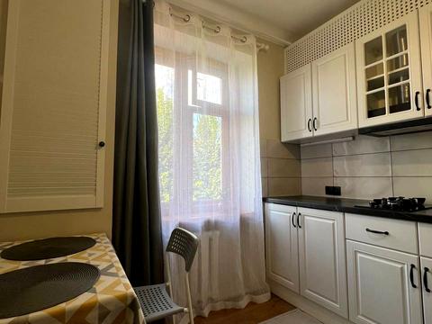 квартира за адресою Гетьмана Полуботка вул., 16