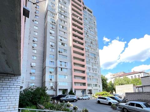 квартира за адресою Братів Горобців вул. (Дмитра Кедріна), 53-А