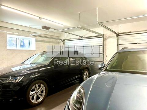 будинок за адресою Соборна вул. ()