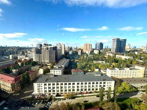 квартира за адресою Василя Тютюнника вул. (Анрі Барбюса), 37/1