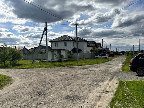 будинок за адресою Райдужна