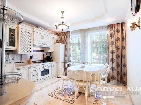 квартира за адресою Клима Савура вул., 8