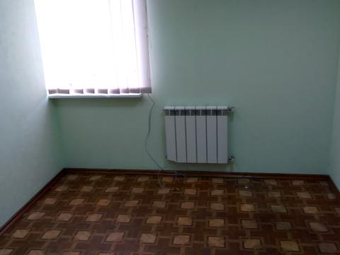 комерційна за адресою Соборна вул., 14