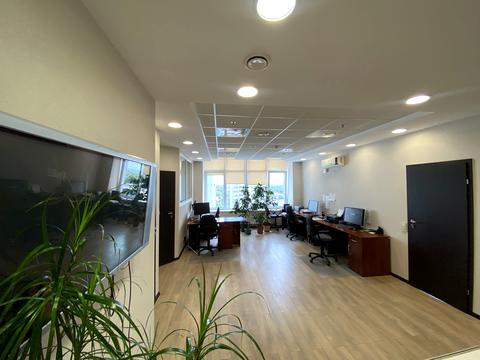 комерційна за адресою Дніпровська набережна вул., 26-Ж