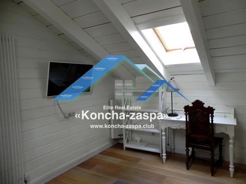 будинок за адресою с. Романків, Соснова вул.