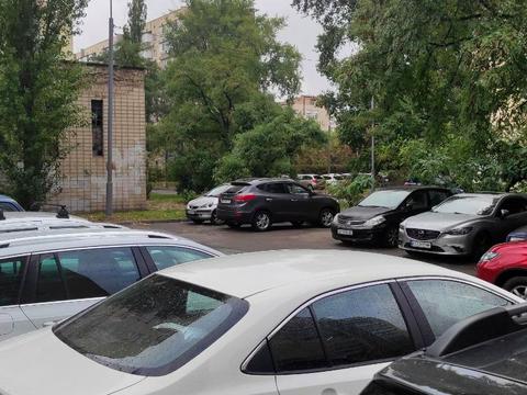 комерційна за адресою Митрополита Андрея Шептицького вул. (Анатолія Луначарського), 22А