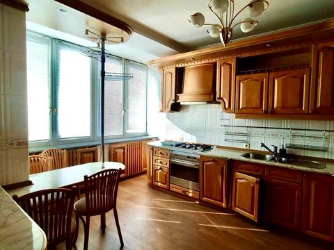 квартира по адресу Леси Украинки бульв., 24