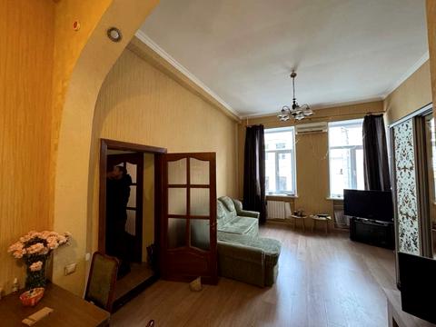 квартира за адресою Прорізна вул., 18/1