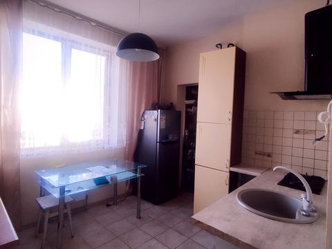 квартира за адресою Владислава Бувалкіна вул., 54-Б