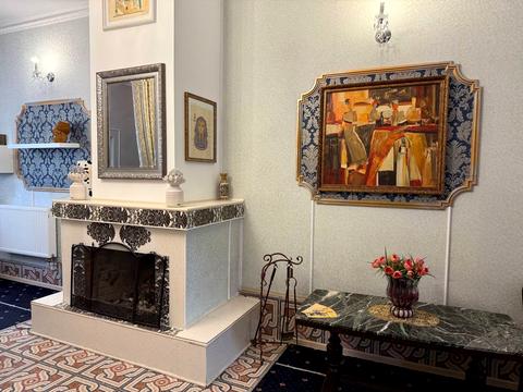 комерційна за адресою Політехнічний пров., 4