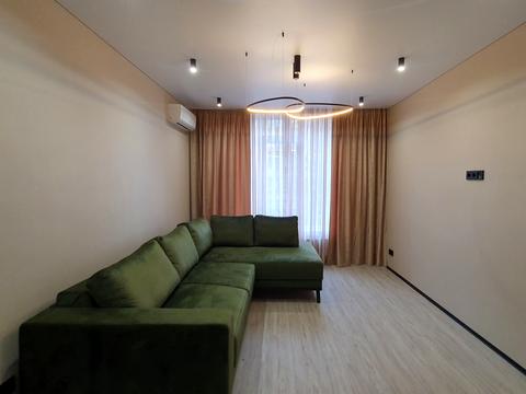 квартира за адресою Любомира Гузара просп. (Космонавта Комарова), 15а