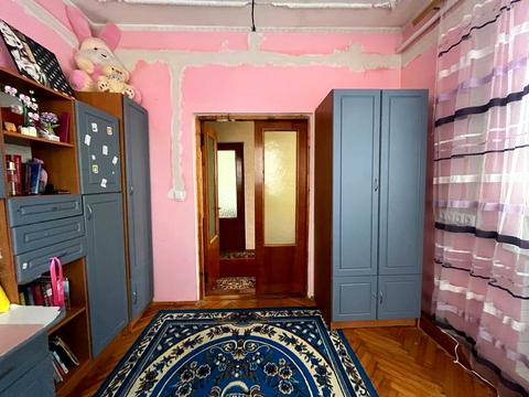 будинок за адресою Євгена Попова