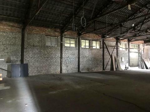 комерційна за адресою Березинська вул., 70