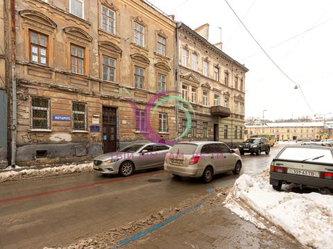 квартира за адресою Під Дубом вул. (Космонавтів), 11