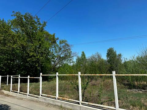 ділянка за адресою с. Лісники, Молодіжний