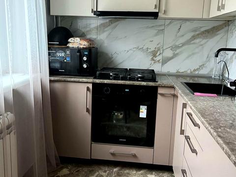 квартира за адресою Дмитра Антоновича бульв., 6