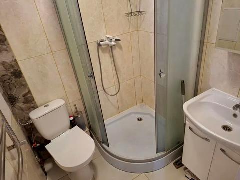 квартира за адресою Залізнична вул., 10