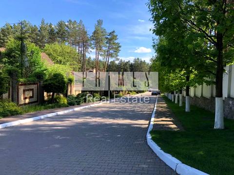будинок за адресою с. Стоянка, вул. Осіння