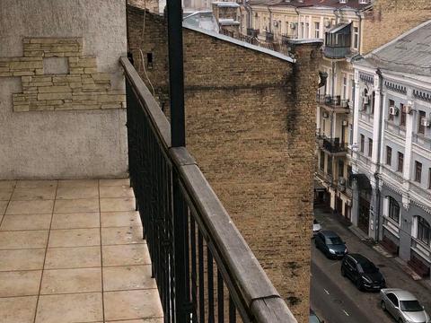 квартира по адресу Малая Житомирская ул., 10