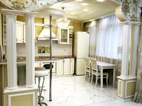 квартира по адресу Александровская ул., 1