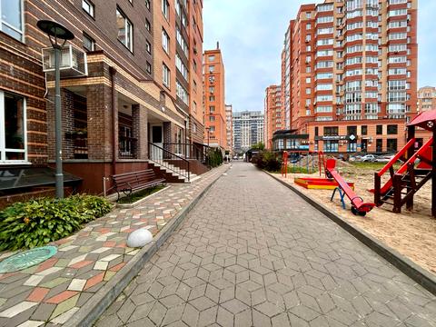 комерційна за адресою Лісова вул., 50