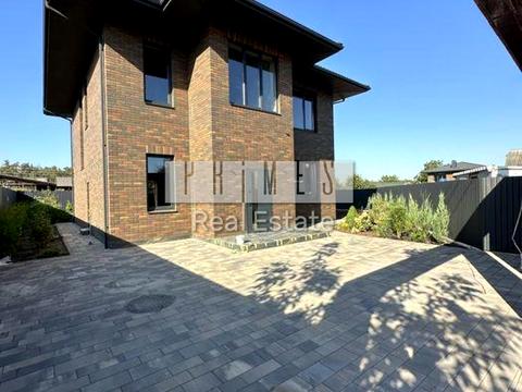 будинок за адресою Соборна вул. ()