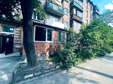 квартира за адресою Салютна вул., 9