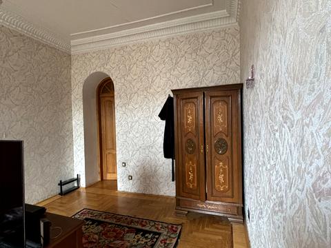 квартира за адресою Пастера вул., 10