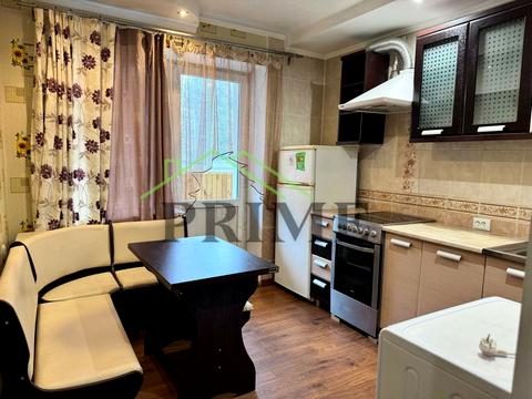 квартира за адресою Героїв України вул., 8-А