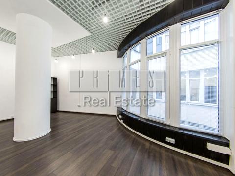 комерційна за адресою Кловський узвіз, 7