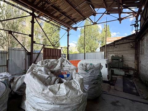 комерційна за адресою Універсальний пров., 7