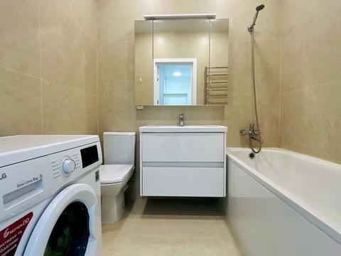 квартира за адресою Молодіжна вул., 4
