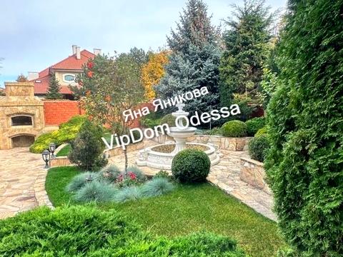 будинок за адресою Вишнева вул.