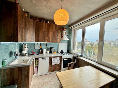 квартира за адресою Академіка Вернадського бульв., 85