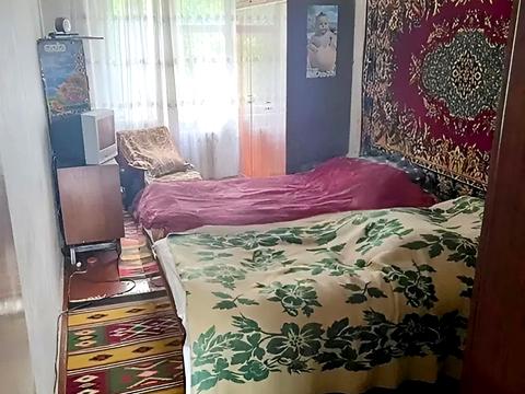 квартира за адресою Космонавтів вул., 4г