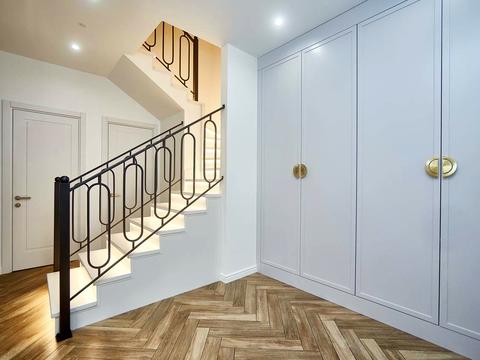 будинок за адресою Перлинна вул. ..