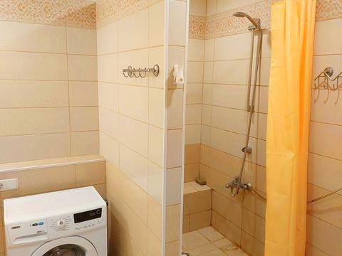 квартира за адресою Ревуцького вул., 7-В