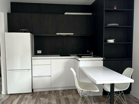 квартира за адресою Володимира Антоновича вул. (), 17