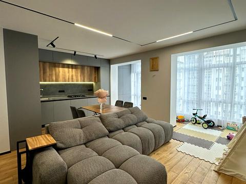квартира за адресою Височана вул., 18