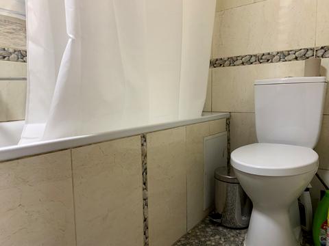 будинок за адресою Євгена Коновальця вул. (Гліба Успенського), 45