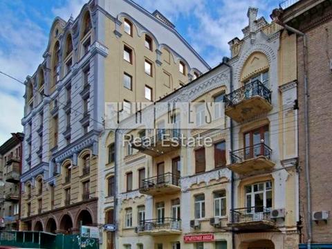 комерційна за адресою Паторжинського вул., 4