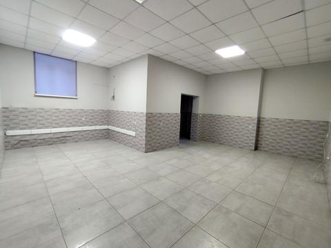 комерційна за адресою Боголюбова вул., 10