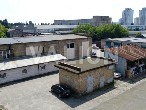 коммерческая по адресу Азербайджанская ул. (Бакинських Комісарів), 25