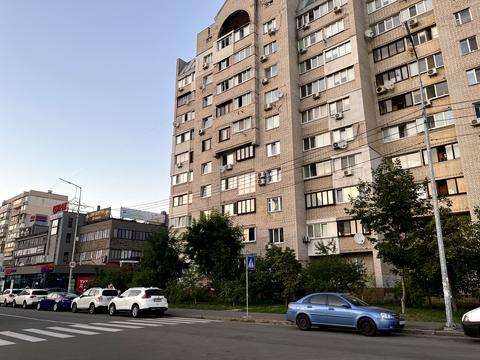 квартира за адресою Драгоманова вул., 31
