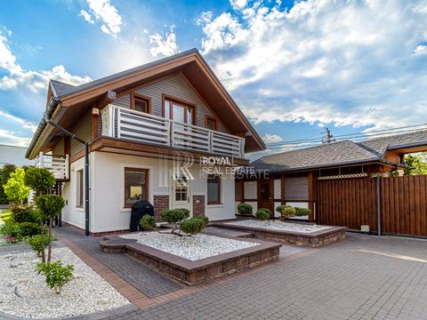 будинок за адресою с. Лісники, Ватутіна пров.