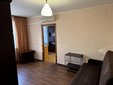 квартира за адресою Івана Їжакевича вул., 7/10